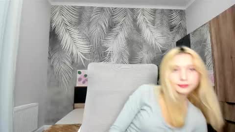 Melena online show from December 3, 8:45 am