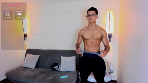 Ryan And Casper online show from November 12, 9:58 pm