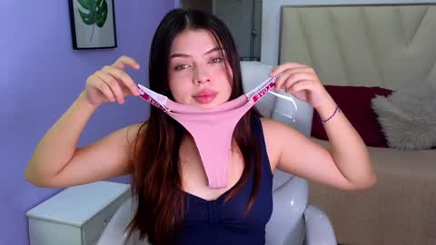 Amy and my doll online show from January 25, 4:13 am