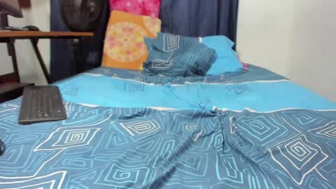 sara and andreu online show from January 28, 9:19 pm