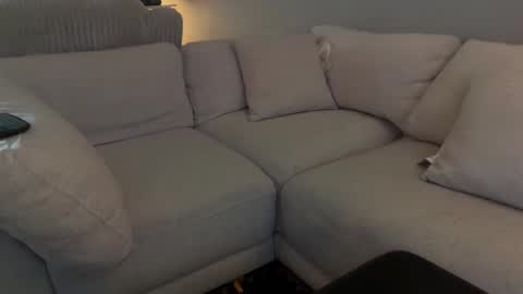 Pariain online show from March 6, 3:30 pm