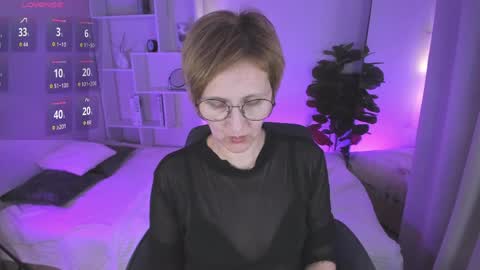 Paris online show from March 29, 6:19 pm