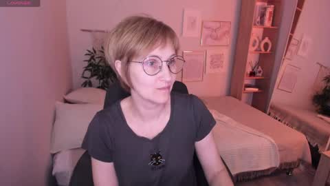 Paris online show from April 19, 12:48 pm