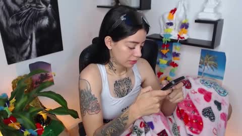 Paris D angelo online show from January 16, 3:45 am