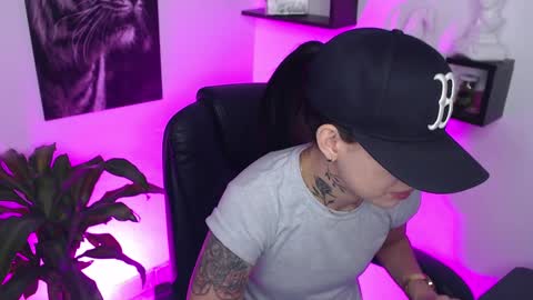 Paris D angelo online show from February 27, 1:16 am