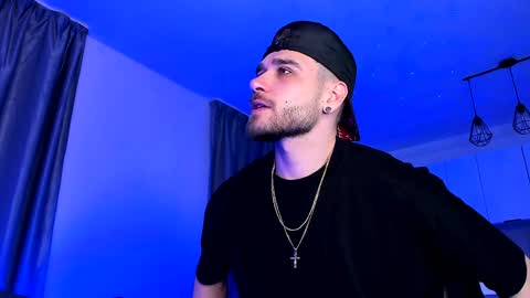 Snapshot of paris_lock chatting on January 3, 2:19 pm Paris online show from January 3, 2:19 pm