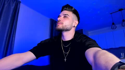 Snapshot of paris_lock chatting on February 2, 4:05 am Paris online show from February 2, 4:05 am