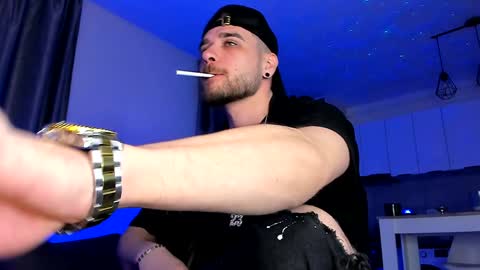 Snapshot of paris_lock chatting on February 5, 3:45 am Paris online show from February 5, 3:45 am