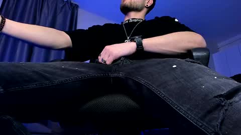 Snapshot of paris_lock chatting on February 9, 11:46 pm Paris online show from February 9, 11:46 pm