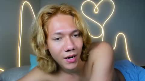 connie online show from December 5, 11:40 pm