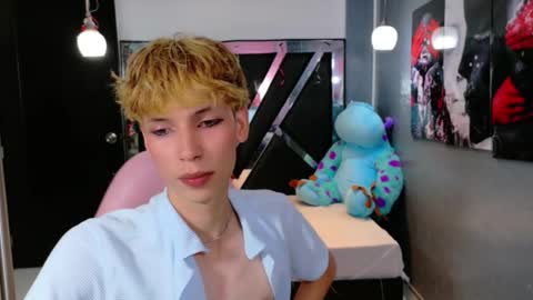 Snapshot of park_jimin1 chatting on September 30, 2:27 am park_jimin1 online show from September 30, 2:27 am