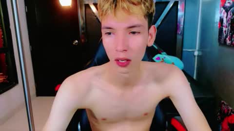 park_jimin1 online show from December 19, 12:12 pm