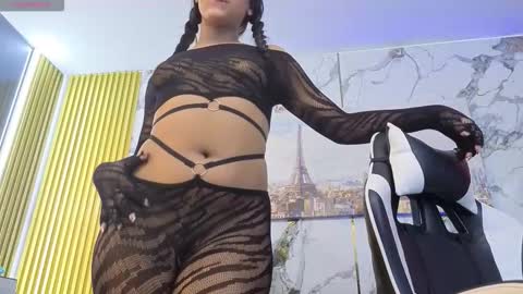 party_with_medellin23 online show from March 11, 11:00 pm