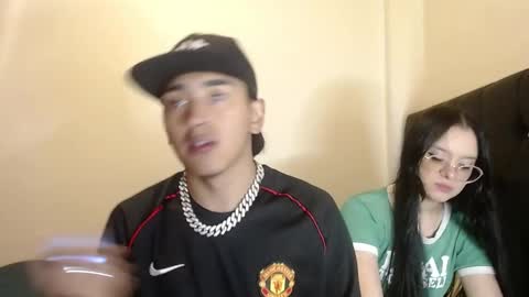 Snapshot of partywhite chatting on January 19, 2:36 am partywhite online show from January 19, 2:36 am