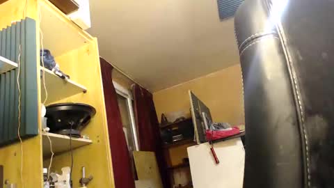 pascal88881 online show from December 5, 9:50 pm