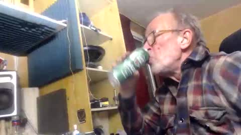 pascal88881 online show from December 8, 11:08 pm