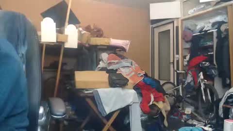 pascal88881 online show from December 11, 5:00 am