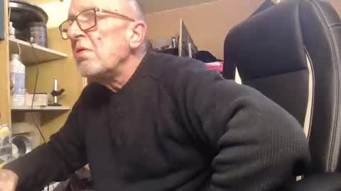 pascal88881 online show from January 6, 9:52 am