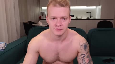 Pashka online show from January 18, 3:16 pm