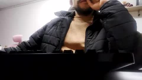 pato_lavida_ online show from April 15, 11:05 pm