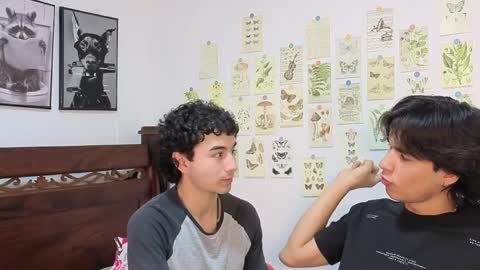 patri_ck_villa online show from April 10, 4:01 pm