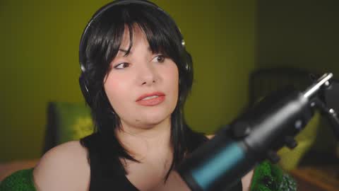 Patricia online show from January 1, 10:46 pm