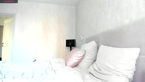 Patricia online show from February 5, 1:49 pm