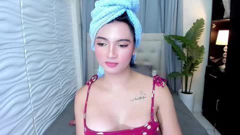 Snapshot of patricia_miller08 chatting on October 18, 4:59 am patricia_miller08 online show from October 18, 4:59 am