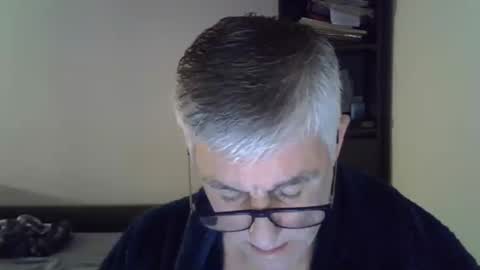 Snapshot of patrick5275 chatting on January 3, 6:55 am patrick5275 online show from January 3, 6:55 am