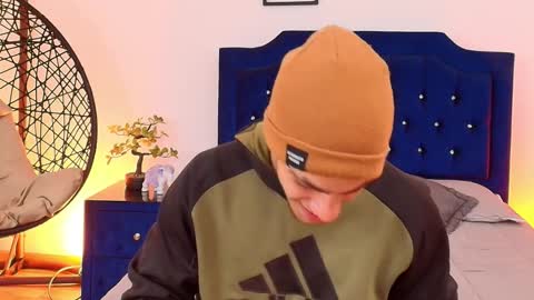 Patrick online show from October 15, 4:12 am
