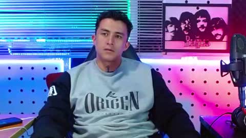 Darko0717  online show from June 17, 12:46 am