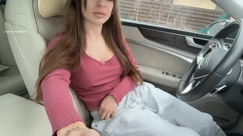 Snapshot of patry333 chatting on February 4, 7:47 am Andreea online show from February 4, 7:47 am