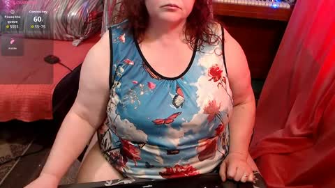 PatsyORose online show from April 7, 4:46 am