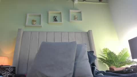 Snapshot of patty_m chatting on May 20, 11:49 am patty online show from May 20, 11:49 am