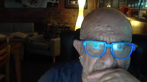 patvac online show from December 31, 2:03 pm