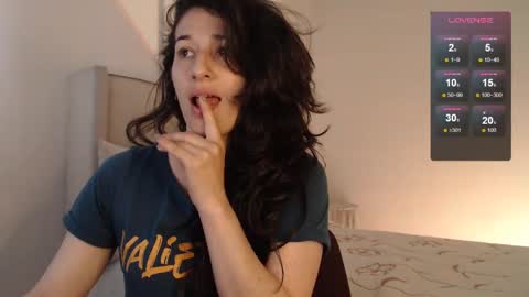 paula online show from December 10, 2:39 pm