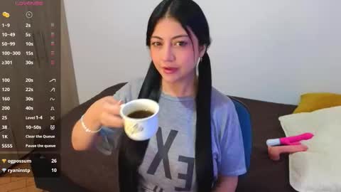 Snapshot of pau_cute19 chatting on February 6, 4:10 pm pau cute online show from February 6, 4:10 pm