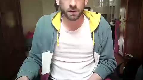 Paul online show from April 3, 8:01 am