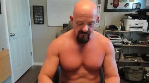 Justeffingaround online show from November 11, 6:52 pm