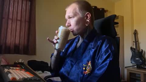 Paul online show from February 3, 7:13 am