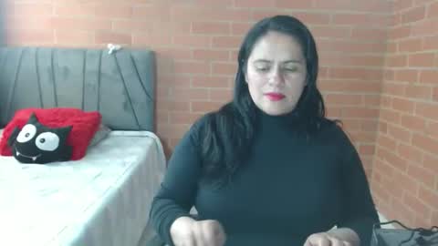 paula__117 online show from April 27, 8:51 pm