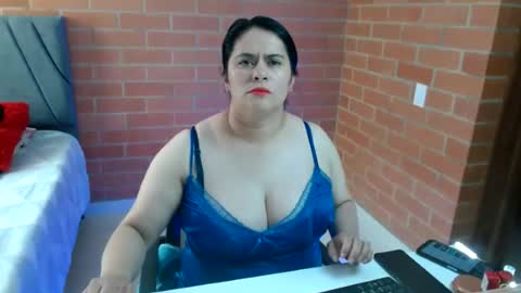 paula__117 online show from July 4, 7:53 pm