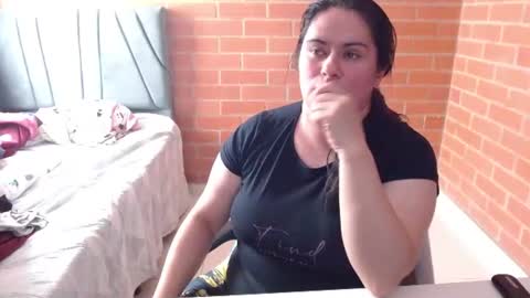 paula__117 online show from July 31, 6:51 pm