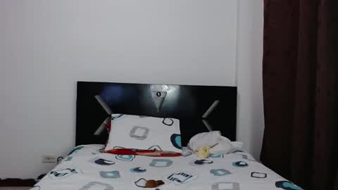 Snapshot of paula_anderson chatting on September 13, 5:51 am PAULA online show from September 13, 5:51 am