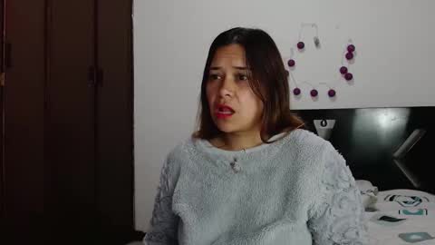 PAULA online show from November 25, 5:07 am