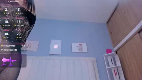 Pau online show from September 27, 7:08 pm