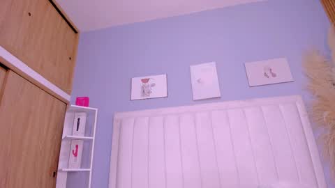 Pau online show from October 6, 7:00 pm