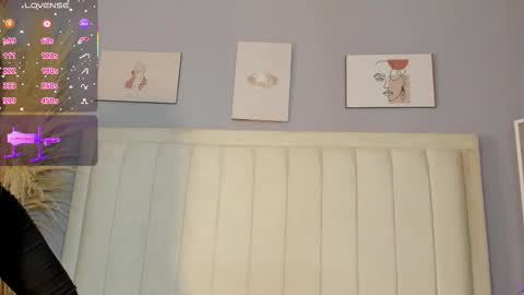 Pau online show from November 4, 7:13 pm