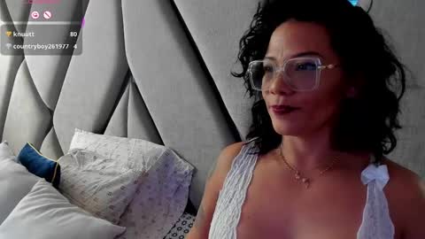 Paula online show from January 31, 9:05 pm