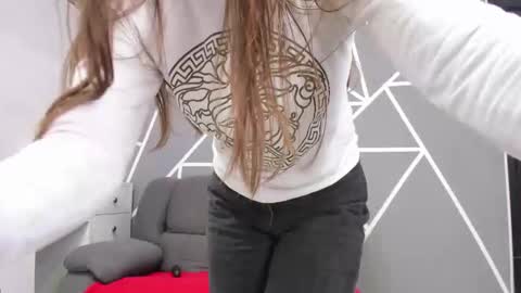 Snapshot of paula_miler1 chatting on January 7, 2:08 pm paula_miler1 online show from January 7, 2:08 pm